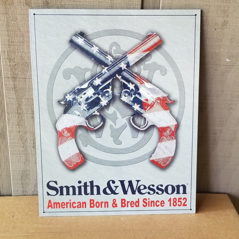 Smith & Wesson Metal Sign